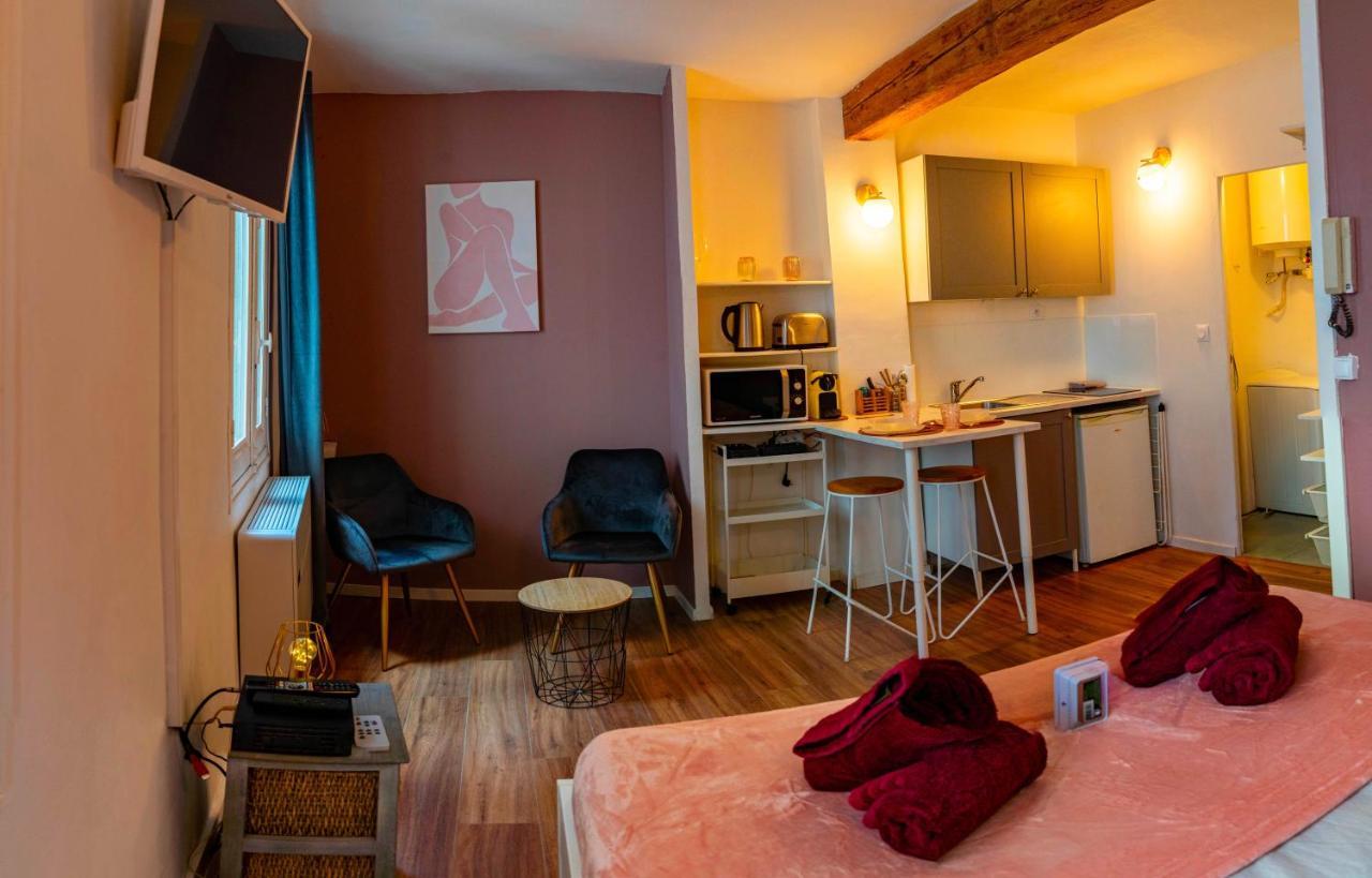 Aux Demoiselles D'Avignon Apartamento Exterior foto